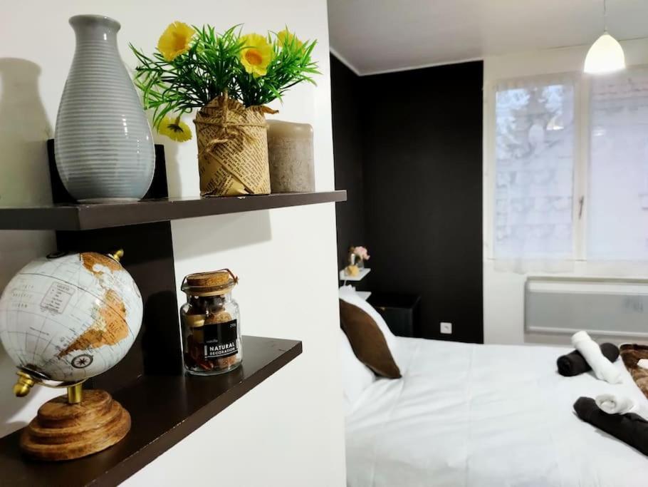 Pause Entre Deux Meaux ► Proche Disneyland Paris ► Wifi ► Netflix ► 24/24H Penchard Exteriér fotografie